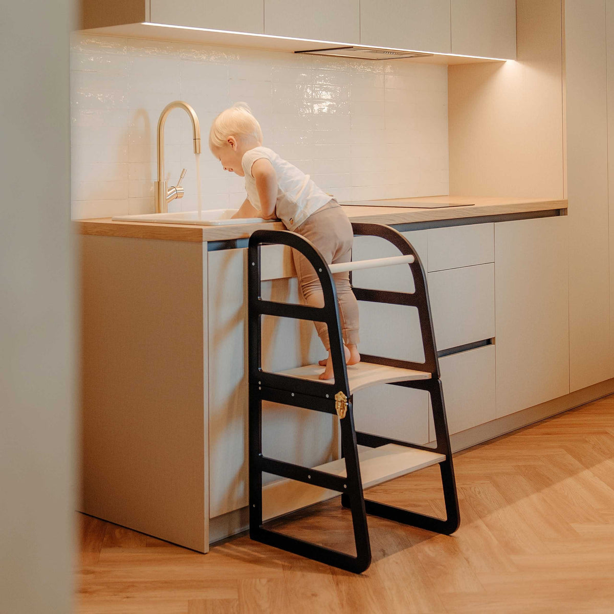 Transformable Kitchen Tower, Convertible 2-in-1
