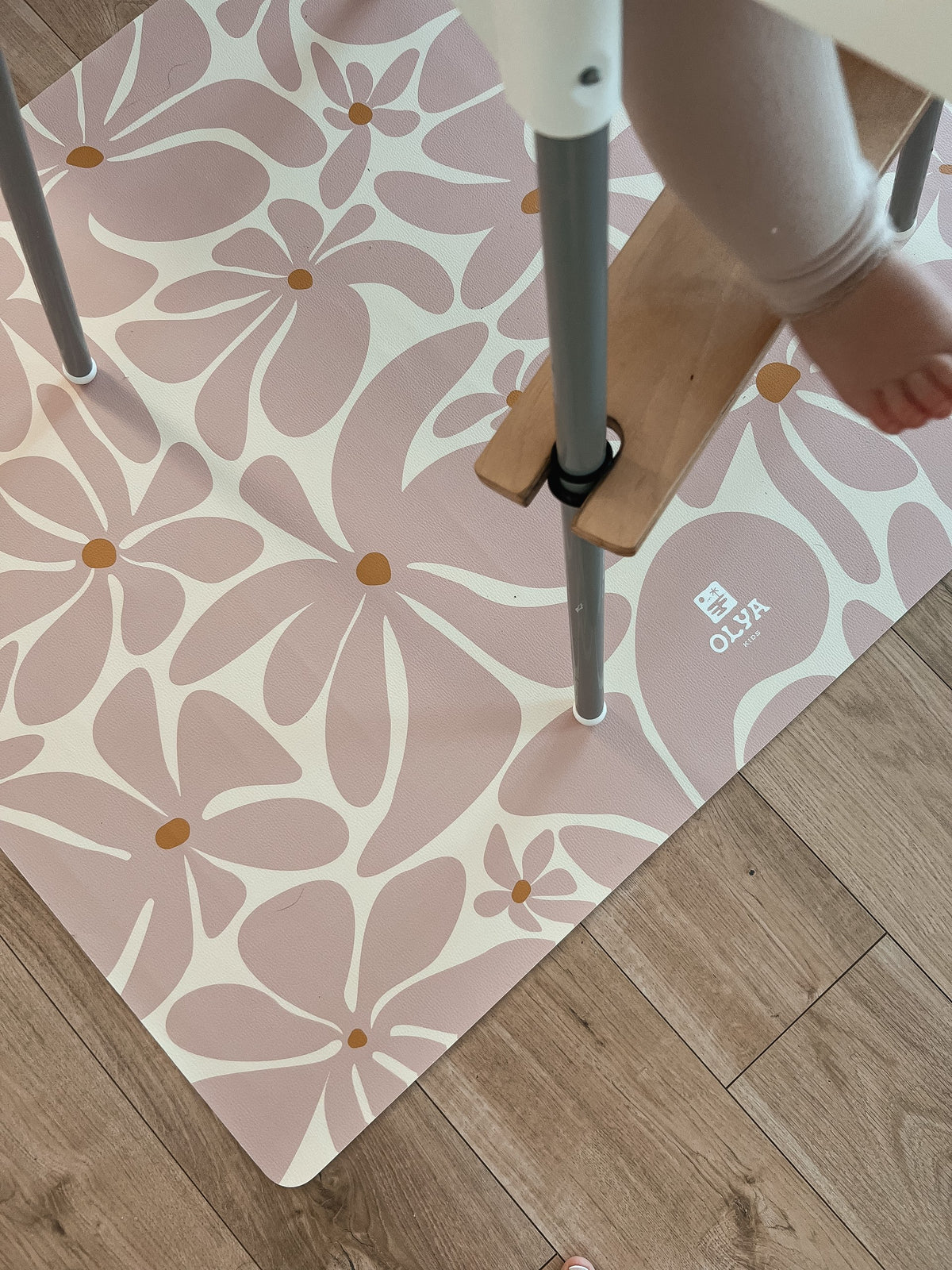 Kids Mealtime Floor Mat, Non-Slip & Waterproof - Daisy Sun