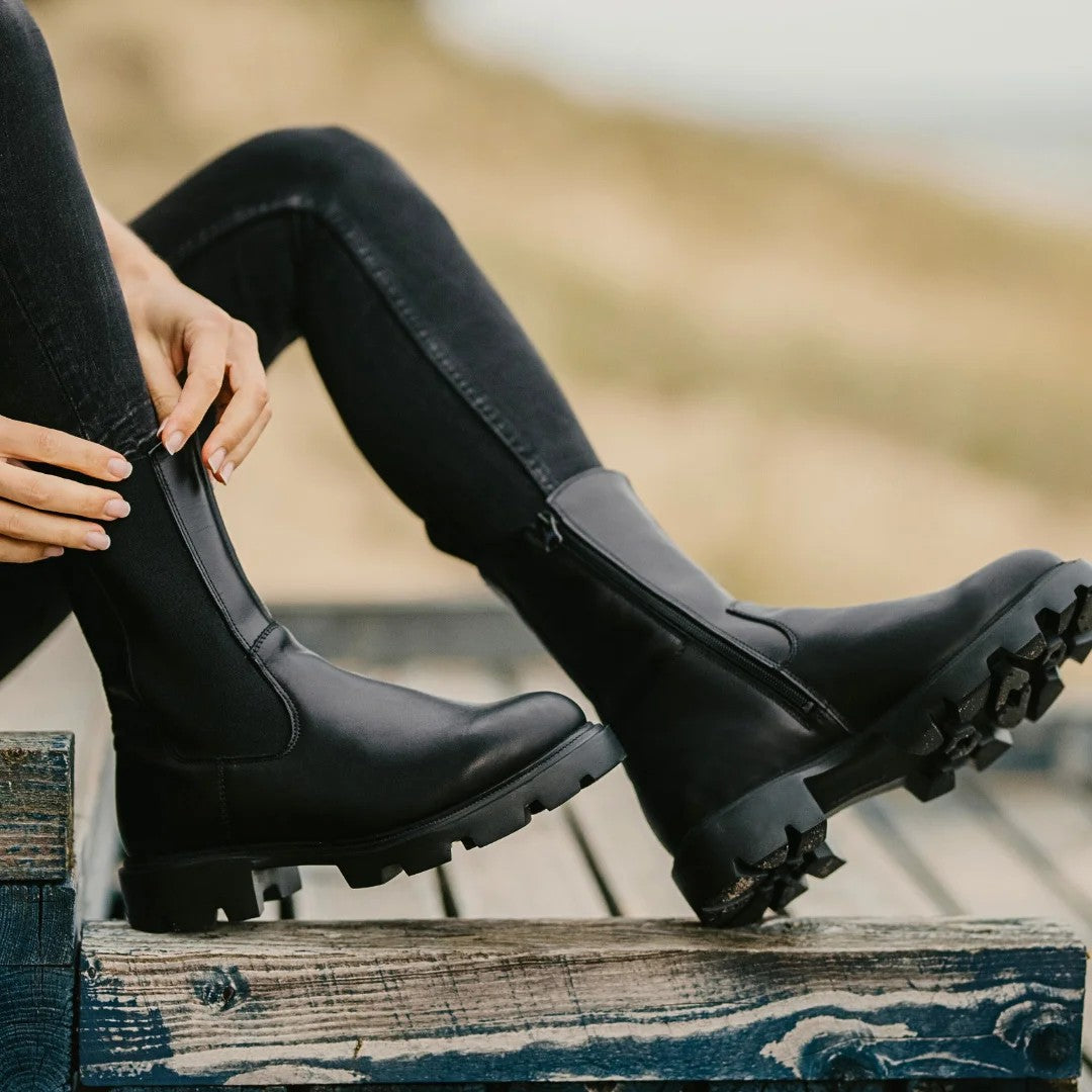 KIRA Chelsea Rebel Boots