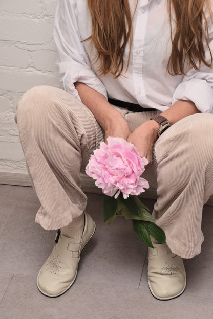 Kuuda Shoes - White