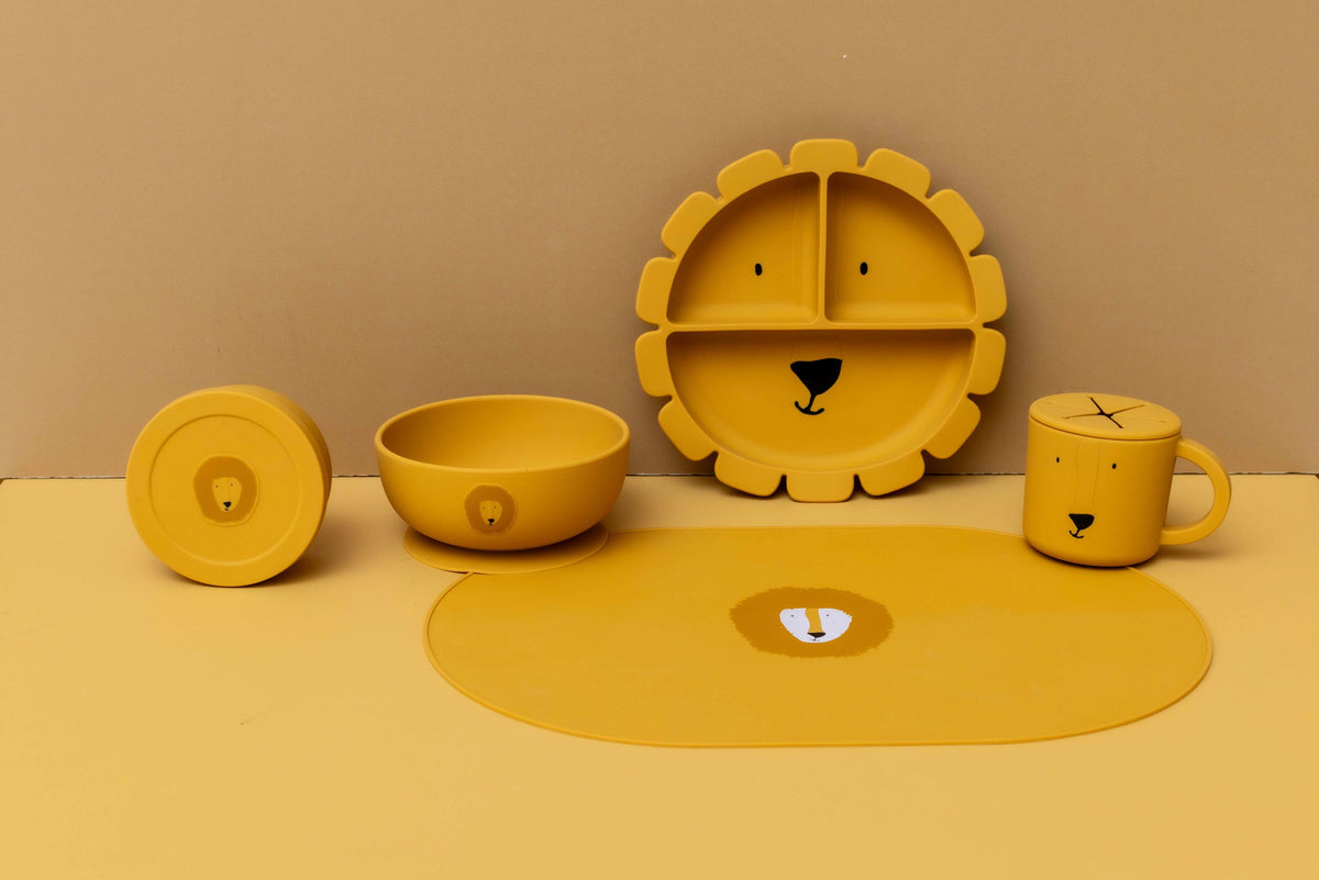 Silicone Snack Container with Lid - Mr. Lion