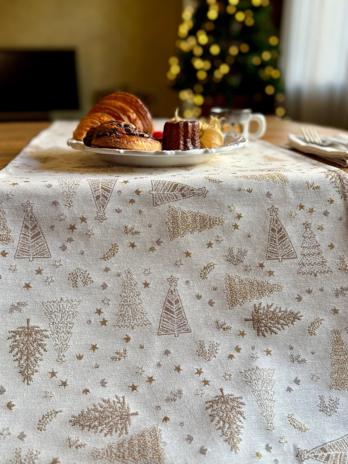 Table Runner - Golden Forest